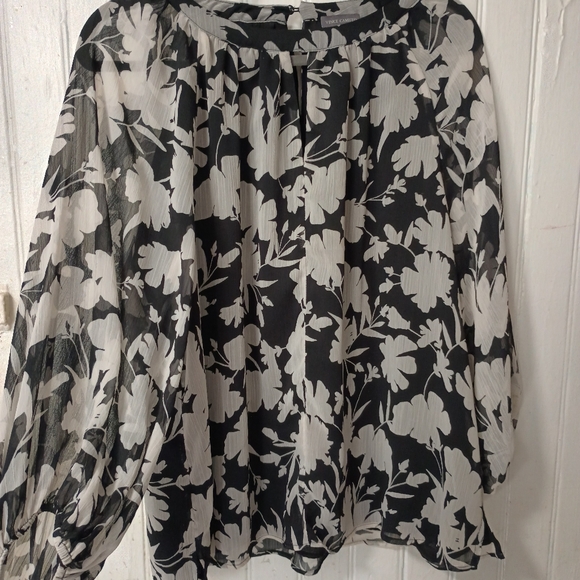 💓Vince Camuto Floral Black and White Women's Top XL - Picture 4 of 17